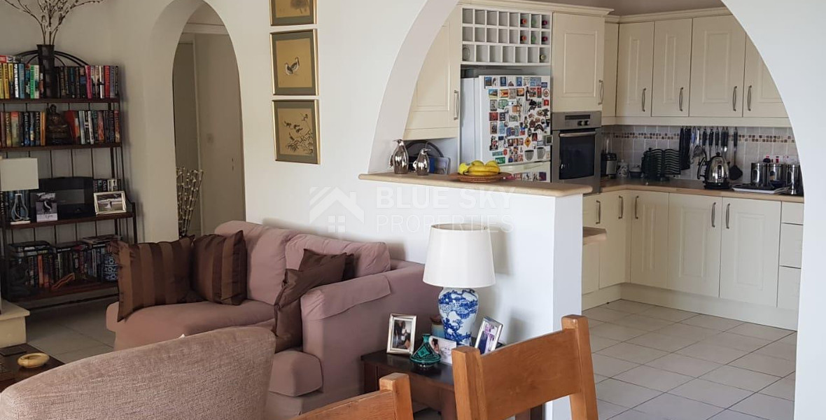 Charming 3-Bedroom Bungalow with Private Pool in Tala