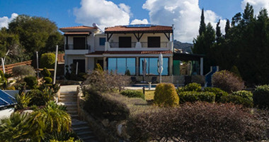 For sale four Bedroom Villa in Exclusive Kamares, Paphos