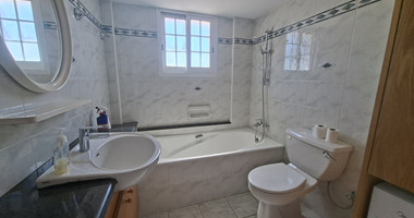 Three Bedroom House for rent at Anarita