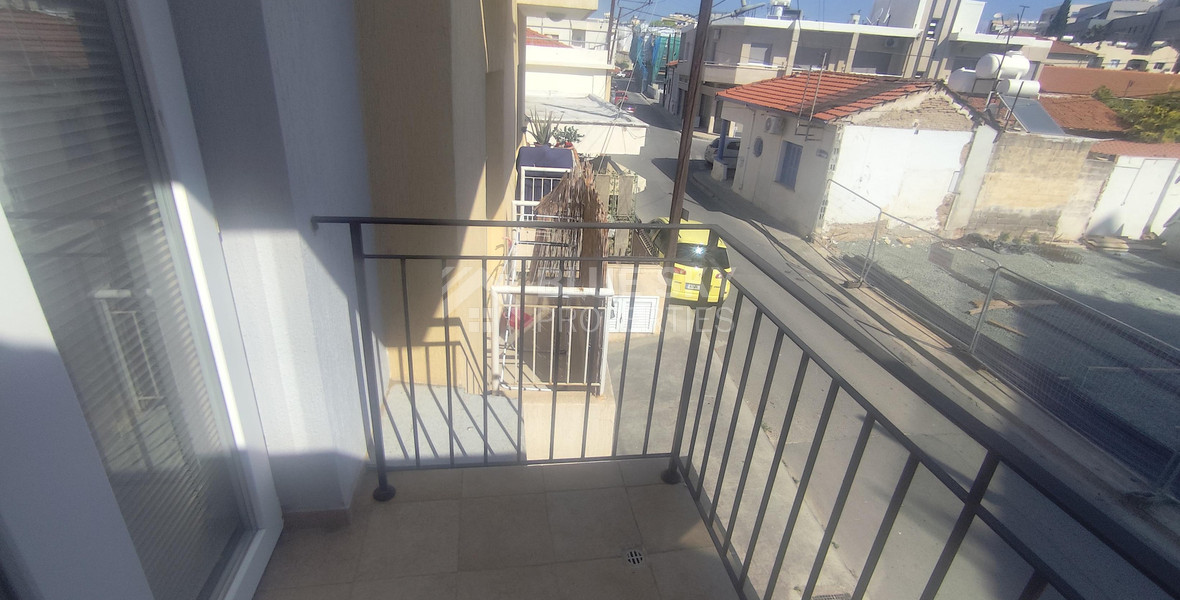 Detached two Bedroom House for Sale in Agia Triada – Walking Distance to the Sea