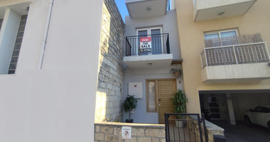 Detached two Bedroom House for Sale in Agia Triada – Walking Distance to the Sea
