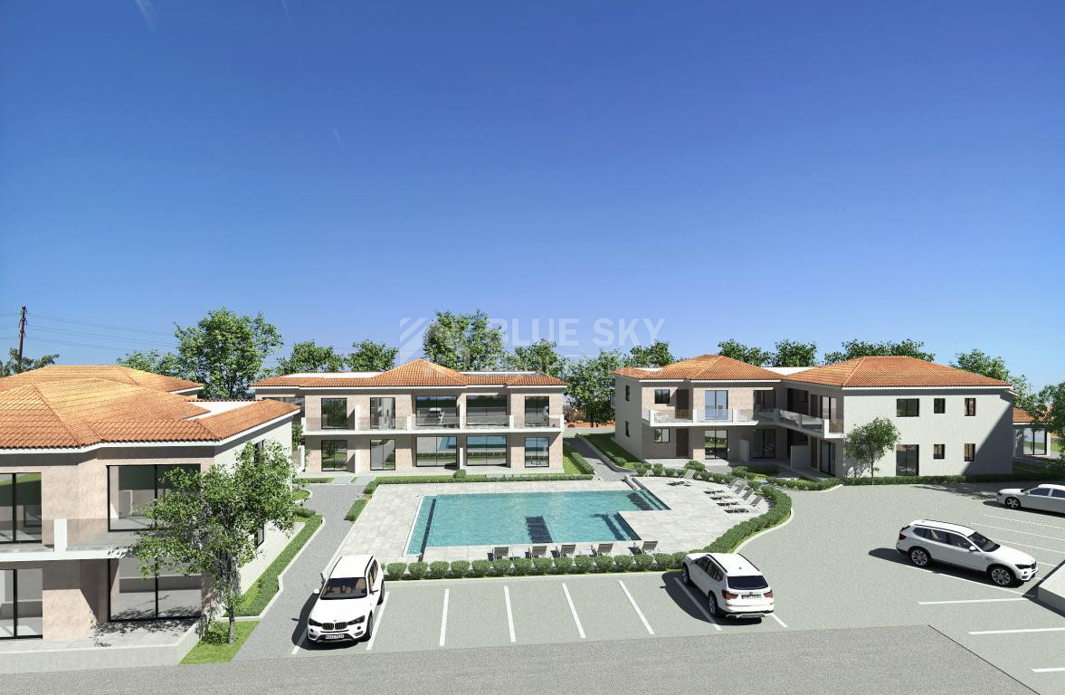 Modern two Bedroom Ground Floor Apartment with Private Garden, Pool & Jacuzzi Near Polis and Latchi Marina