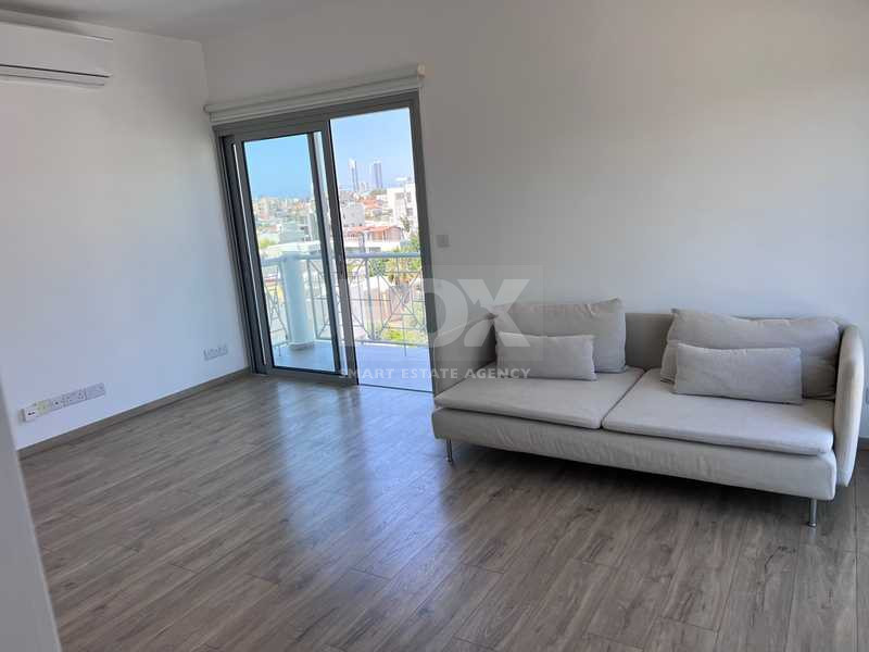Rent: furnished 1 bedroom penthouse Potamos Germasogeia
