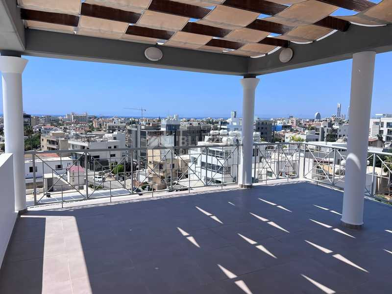 Rent: furnished 1 bedroom penthouse Potamos Germasogeia