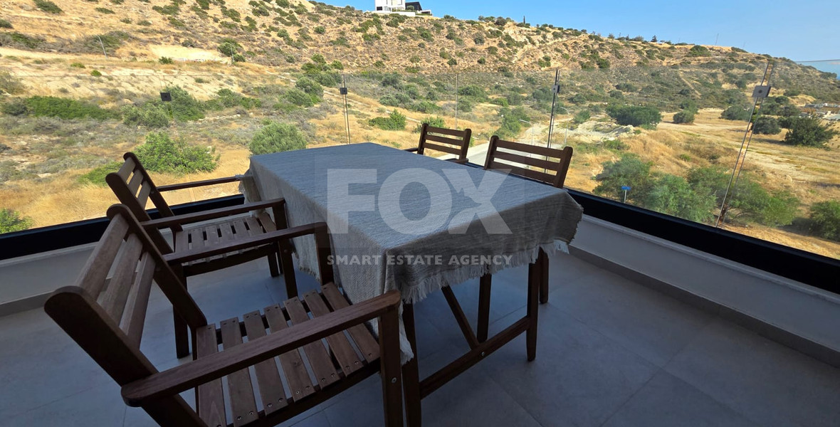 One bedroom furnished top floor apartment for rent in Agios Athanasios