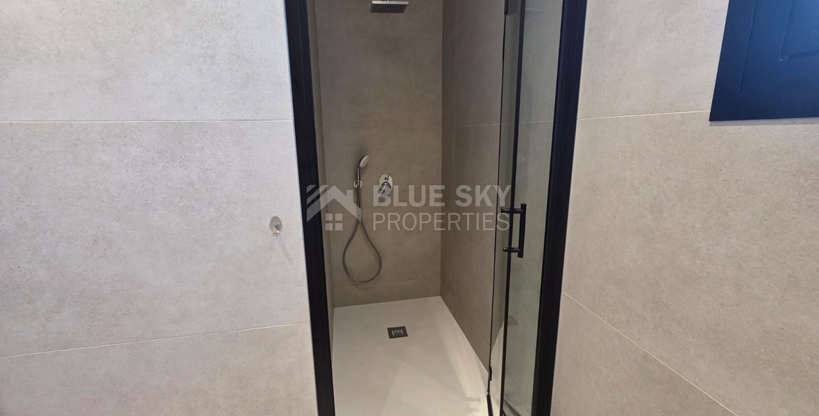 One bedroom furnished top floor apartment for rent in Agios Athanasios