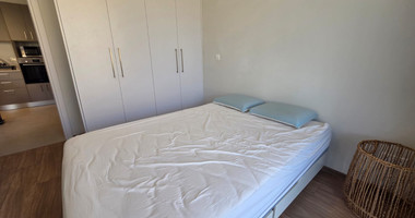 One bedroom furnished top floor apartment for rent in Agios Athanasios