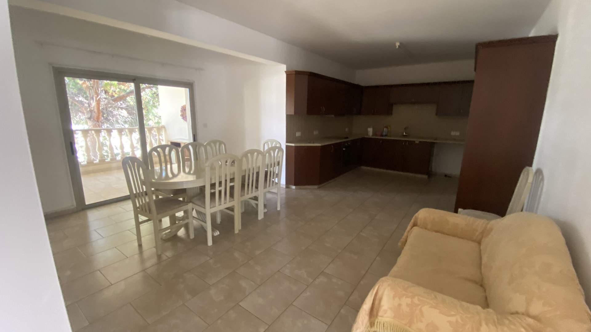 4 bedroom apartment 190 m² in Paphos Municipality, Cyprus