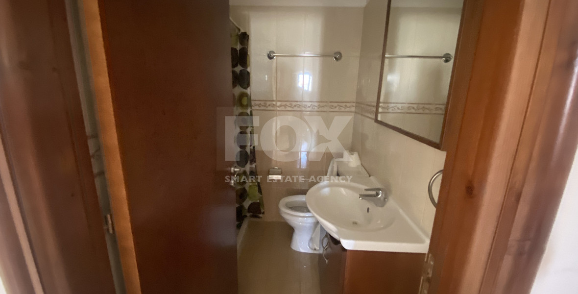 Spacious Four Bedroom Apartment in the centre of Paphos for rent