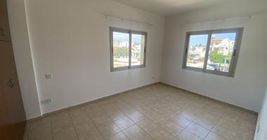 Spacious Four Bedroom Apartment in the centre of Paphos for rent