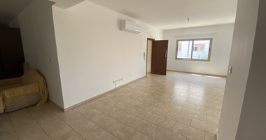 Spacious Four Bedroom Apartment in the centre of Paphos for rent