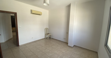 Spacious Four Bedroom Apartment in the centre of Paphos for rent