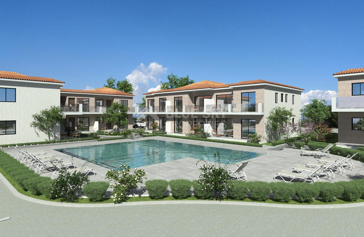 Elegant Ground Floor Apartment with Spacious Garden and Communal Pool for sale in Prodromi, Poly Chrysocchous