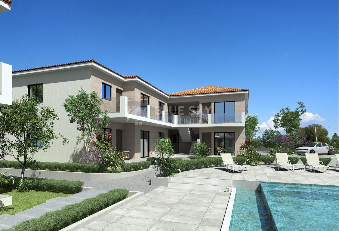 Elegant Ground Floor Apartment with Spacious Garden and Communal Pool for sale in Prodromi, Poly Chrysocchous