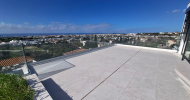 For sale Modern two Bedroom Penthouse with Expansive Roof Terrace & Panoramic Views in Konia, Paphos
