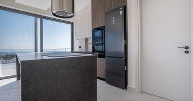 For sale Modern two Bedroom Penthouse with Expansive Roof Terrace & Panoramic Views in Konia, Paphos