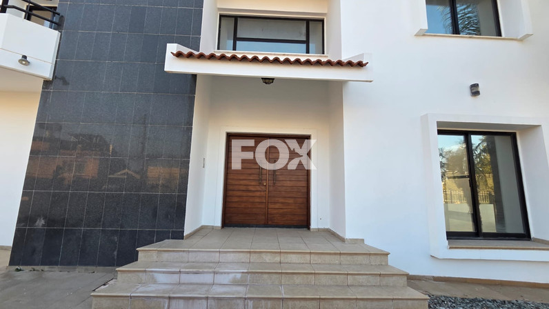 Detached house for rent 380 m² in Kato Polemidia, Limassol, Cyprus