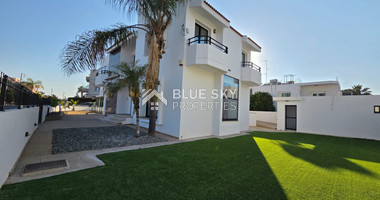 Four Bedroom House with Separate Annex for Sale in Kato Polemidia, Limassol