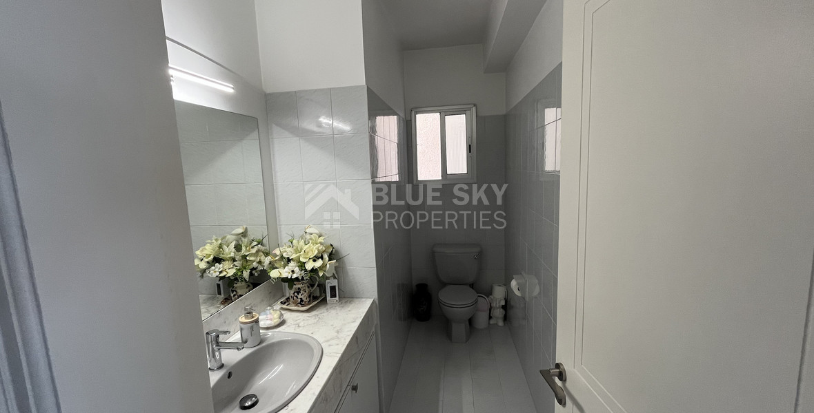 For Rent Bright Furnished 3-Bed Apartment near Sea Front in Agios Athanasios