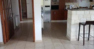 Bungalow for sale in  Paphos