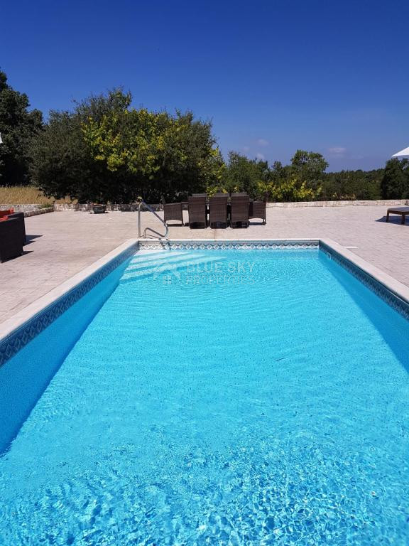 Bungalow for sale in  Paphos