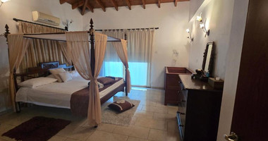 Bungalow for sale in  Paphos