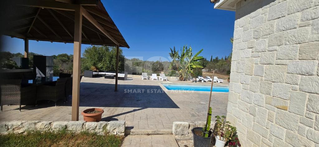 Bungalow for sale in  Paphos