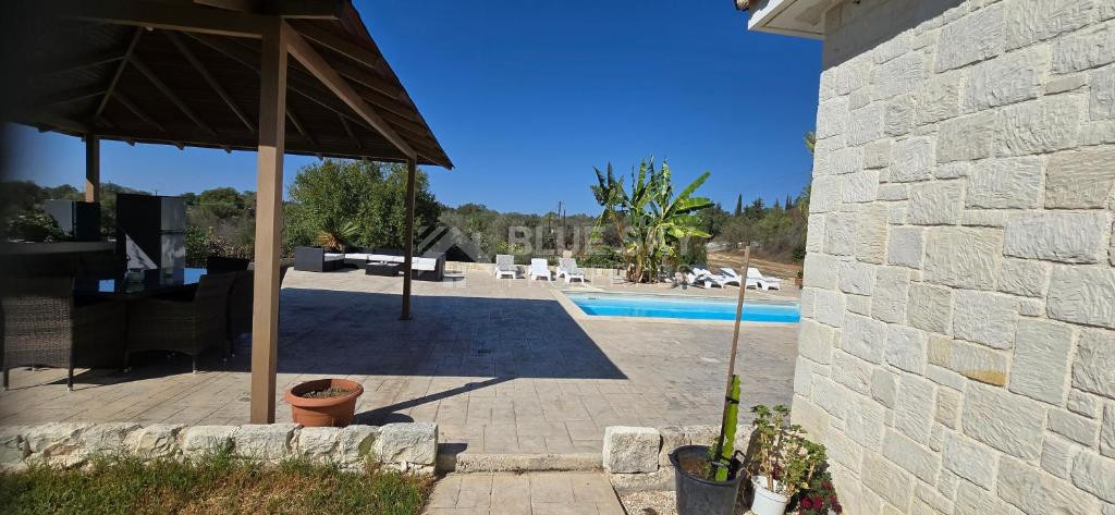 Bungalow for sale in  Paphos