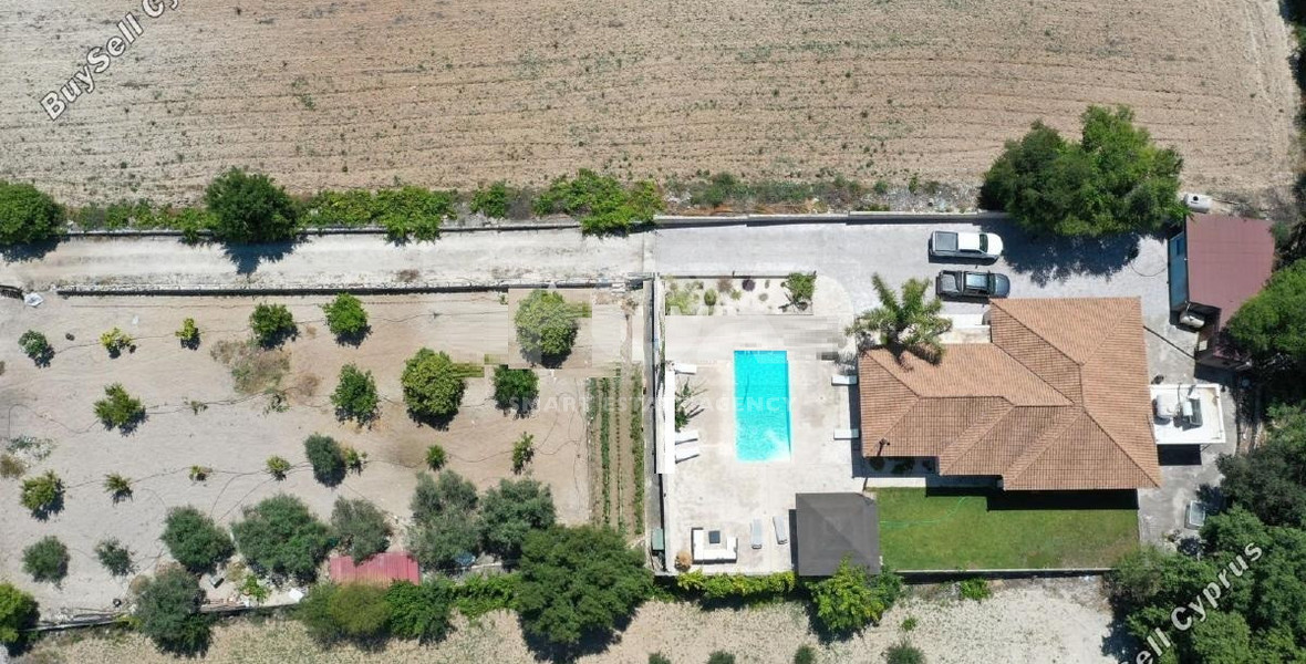 Bungalow for sale in  Paphos
