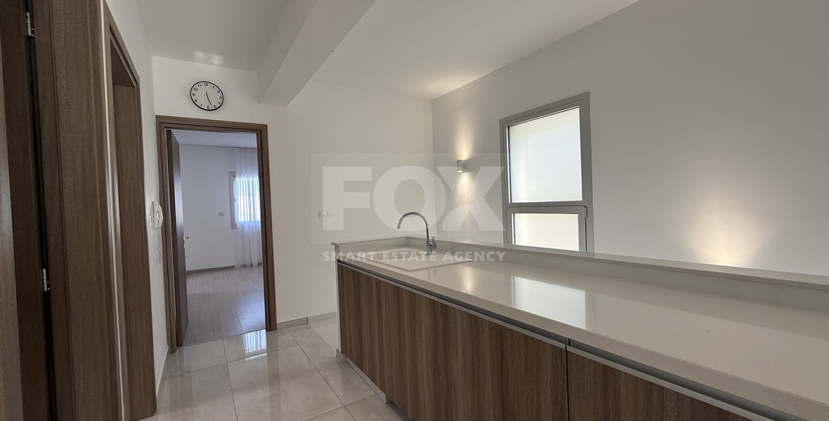 RENT: UNFURNISHED 4 BEDROOM HOUSE ADJACENT TO GREEN AREA, WITH ALL ELECTRICAL APPLIANCES IN EXCELLENT CONDITION.