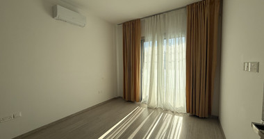 RENT: UNFURNISHED 4 BEDROOM HOUSE ADJACENT TO GREEN AREA, WITH ALL ELECTRICAL APPLIANCES IN EXCELLENT CONDITION.
