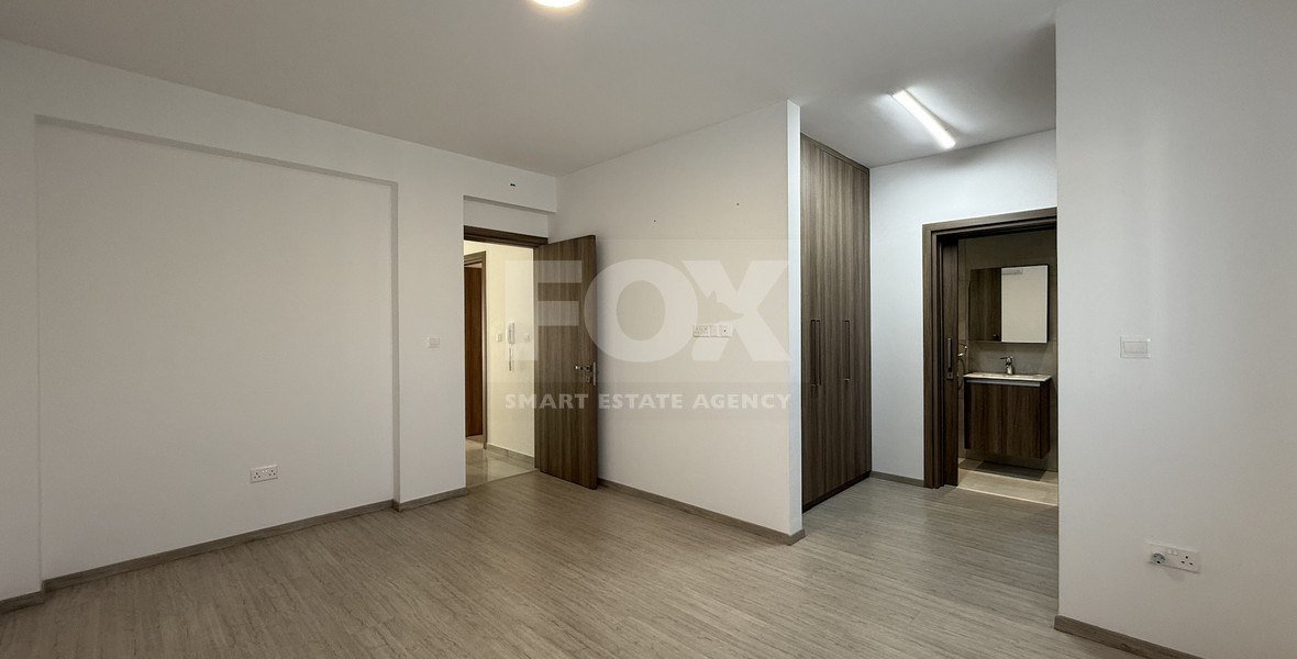 RENT: UNFURNISHED 4 BEDROOM HOUSE ADJACENT TO GREEN AREA, WITH ALL ELECTRICAL APPLIANCES IN EXCELLENT CONDITION.