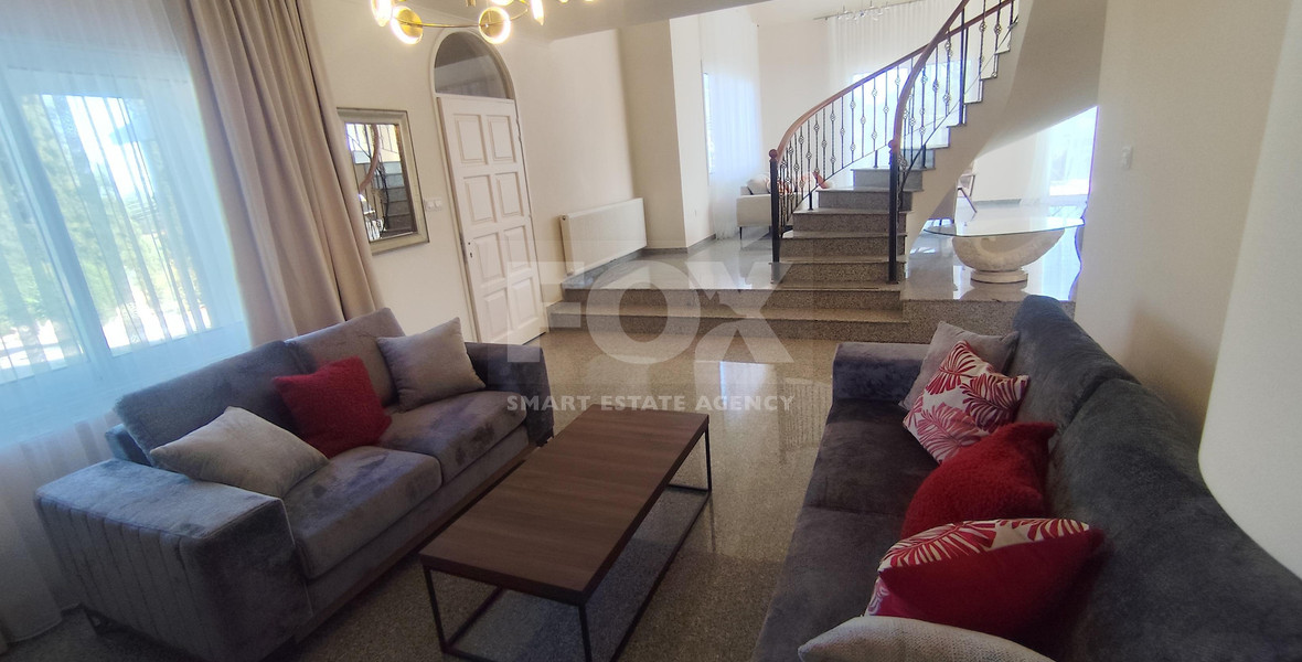 Luxury three Bedroom Villa with Swimming Pool on 3,000 sq.m. Plot in Pareklisia