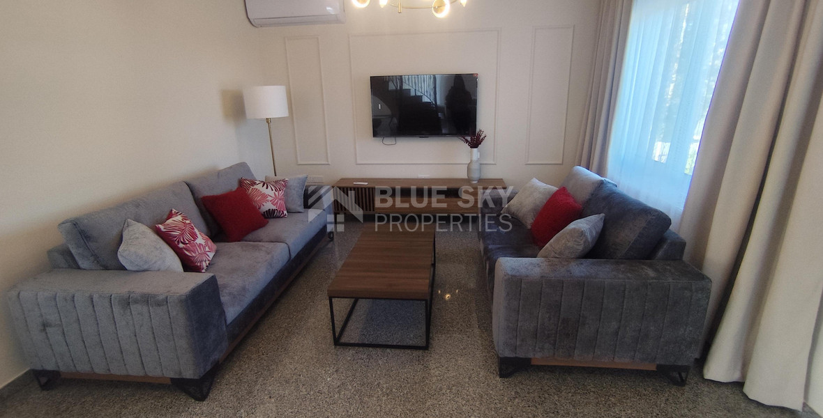 Luxury three Bedroom Villa with Swimming Pool on 3,000 sq.m. Plot in Pareklisia