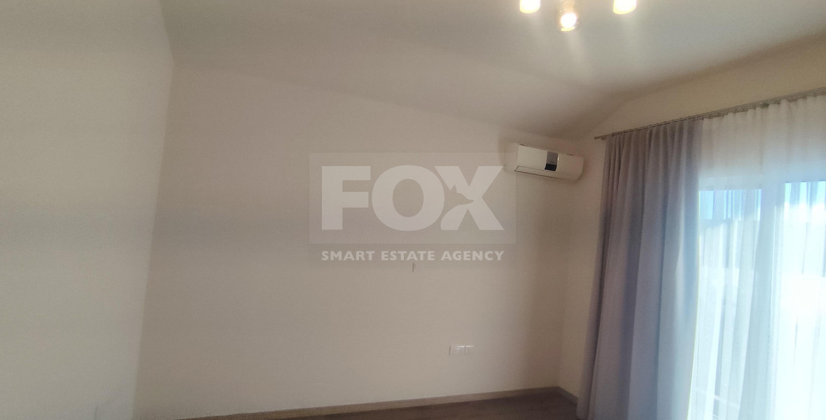 Luxury three Bedroom Villa with Swimming Pool on 3,000 sq.m. Plot in Pareklisia