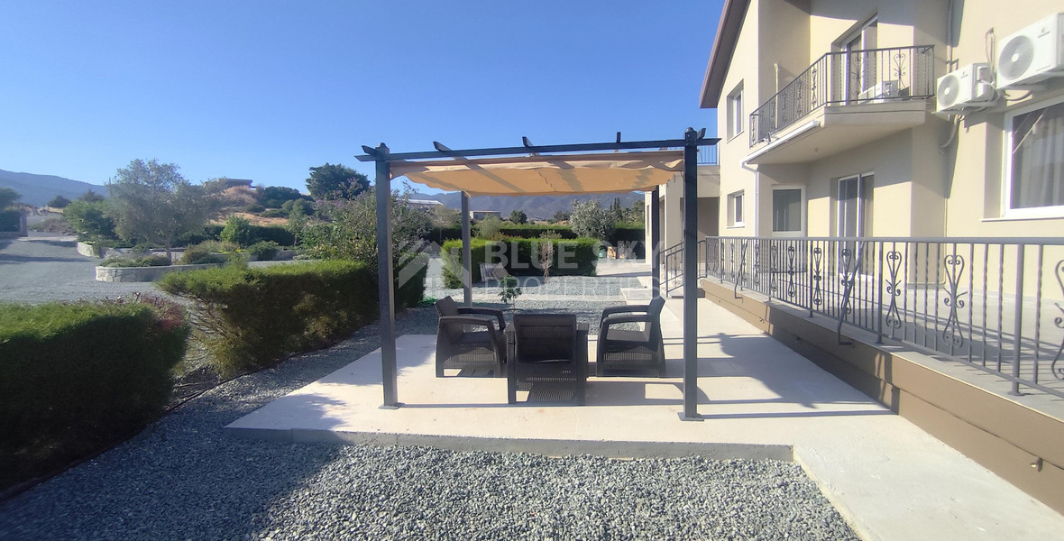 Luxury three Bedroom Villa with Swimming Pool on 3,000 sq.m. Plot in Pareklisia