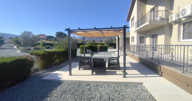 Luxury three Bedroom Villa with Swimming Pool on 3,000 sq.m. Plot in Pareklisia