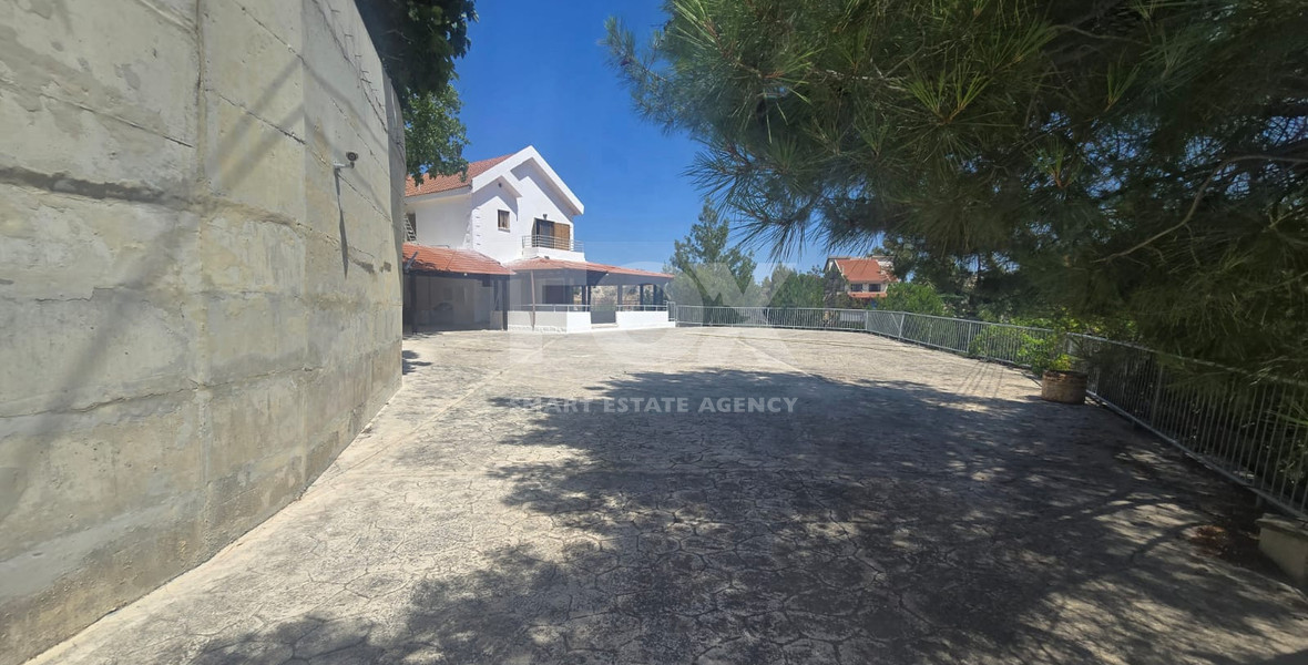 Exceptional four Bedroom Detached House with Large Plot in Agios Amvrosios, Limassol