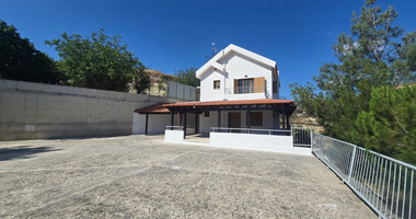 Exceptional four Bedroom Detached House with Large Plot in Agios Amvrosios, Limassol