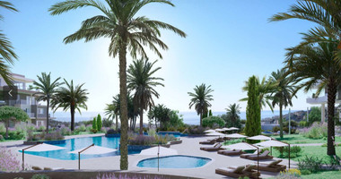Luxury three Bedroom Penthouse in Exclusive Gated Hilltop Community in Chloraka area closed to the beach