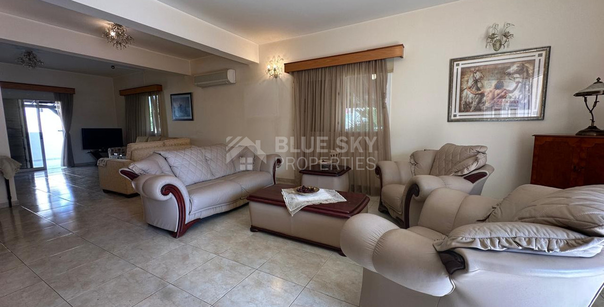 Four -Bedroom Semi-Detached House for Sale in Kato Polemidia,