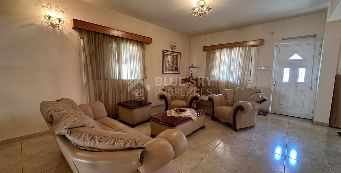 Four -Bedroom Semi-Detached House for Sale in Kato Polemidia,