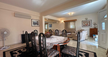Four -Bedroom Semi-Detached House for Sale in Kato Polemidia,