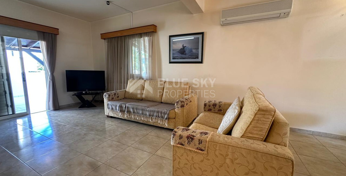 Four -Bedroom Semi-Detached House for Sale in Kato Polemidia,