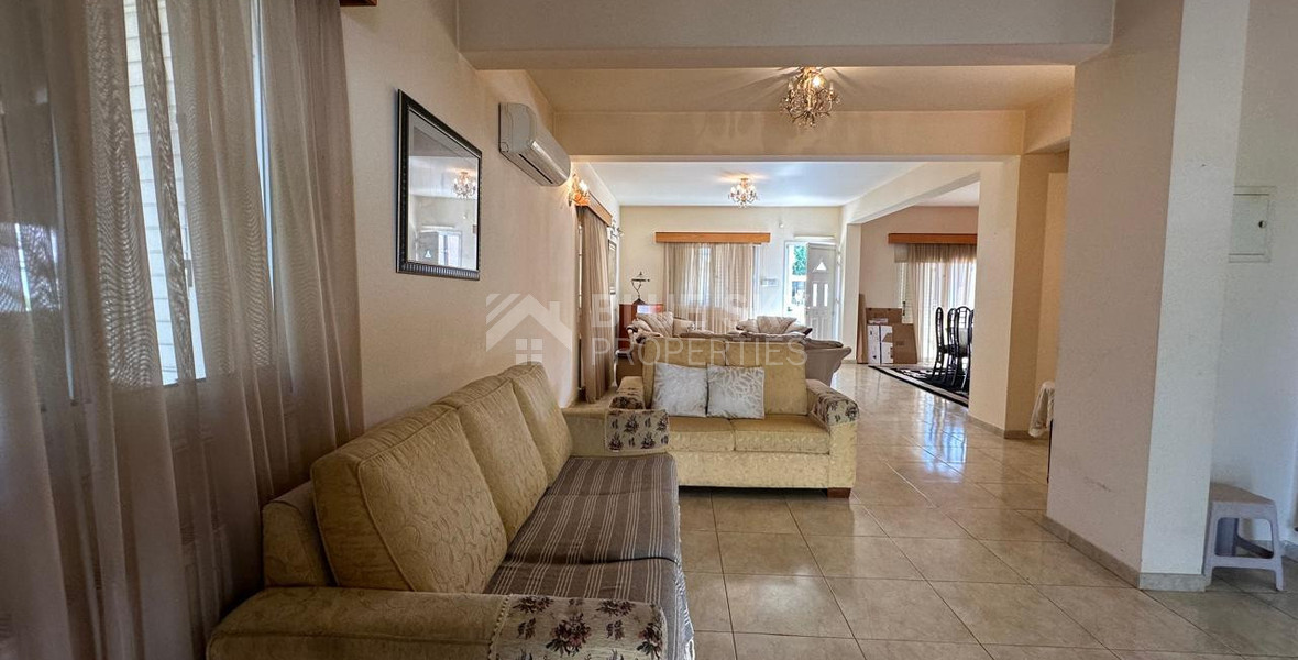 Four -Bedroom Semi-Detached House for Sale in Kato Polemidia,