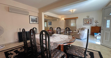 Four -Bedroom Semi-Detached House for Sale in Kato Polemidia,