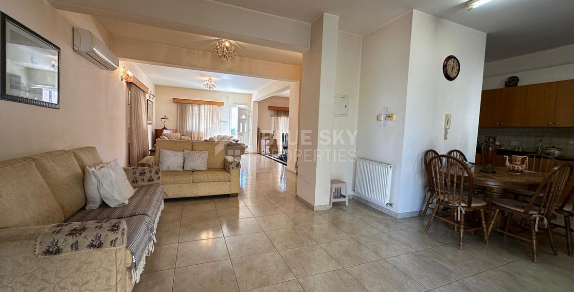 Four -Bedroom Semi-Detached House for Sale in Kato Polemidia,