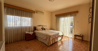 Four -Bedroom Semi-Detached House for Sale in Kato Polemidia,