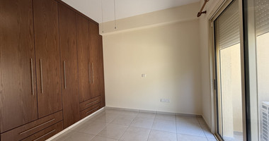 RENT: UNFURNISHED 4 BEDROOM BUNGALOW WITH SWIMMING POOL IN PYRGOS WITH EASY ACCESS.