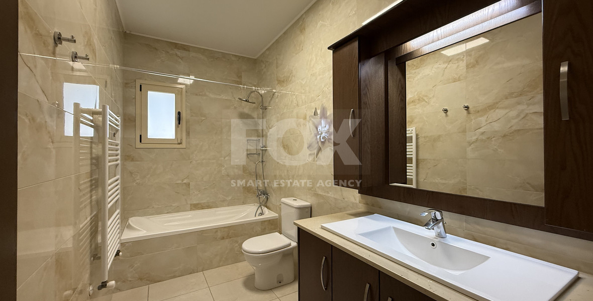 RENT: UNFURNISHED 4 BEDROOM BUNGALOW WITH SWIMMING POOL IN PYRGOS WITH EASY ACCESS.